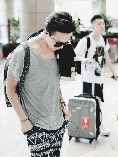 13 Idols That Look Awesome Even Off The Stage