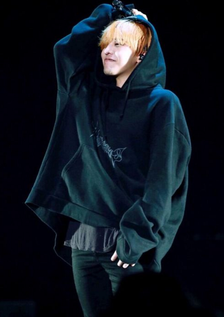 How to pull off the trendy Oversized fit look