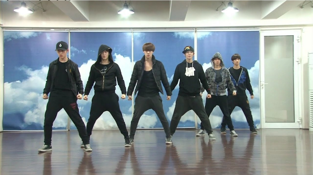 Grab The Look: EXO's Dance Practice Outfit For "History"