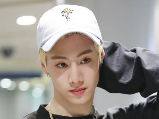 9 Idols Who Are Just Plain Obsessed With Dad Hats