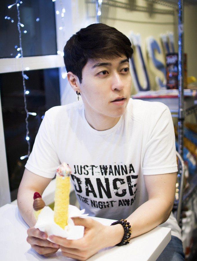 Just Dance Tee Tees AKP Male White Small